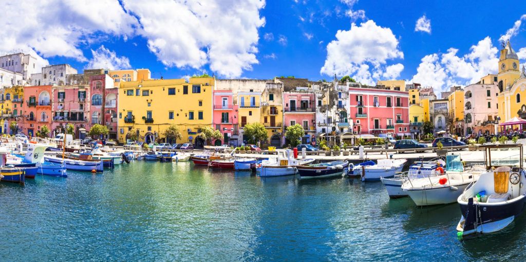 Een kleurrijk eilandje in Italië