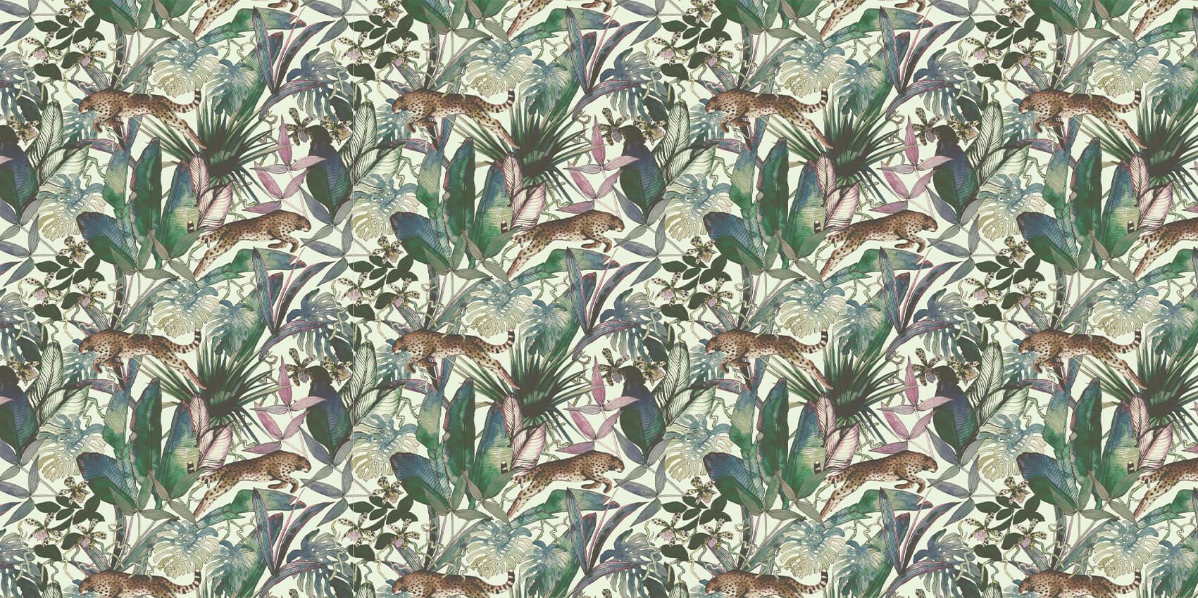 Cheetah tussen de tropische bladeren